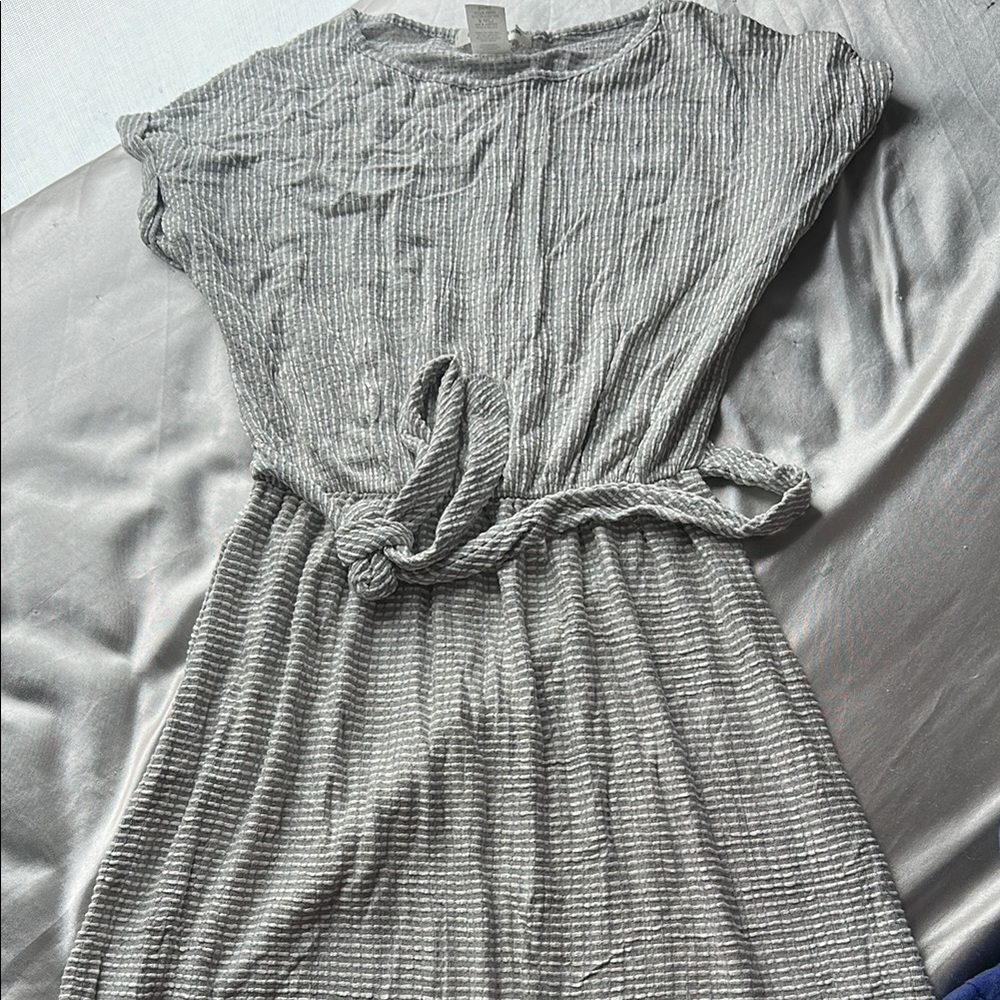 Knee Length Elegant Gray Striped Dress